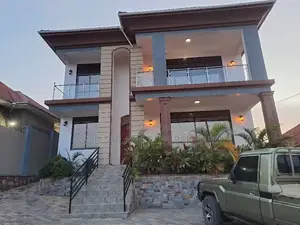 4bdrm Duplex in Buziga Estate, Central Division for rent