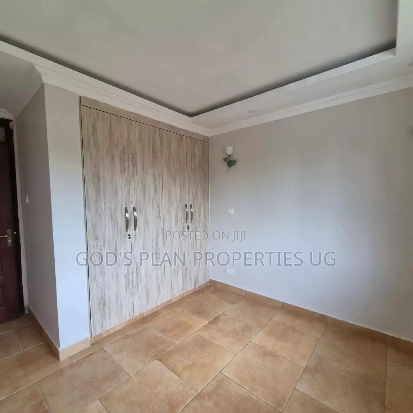 3bdrm Apartment in Muyenga Bukasa, Central Division for rent
