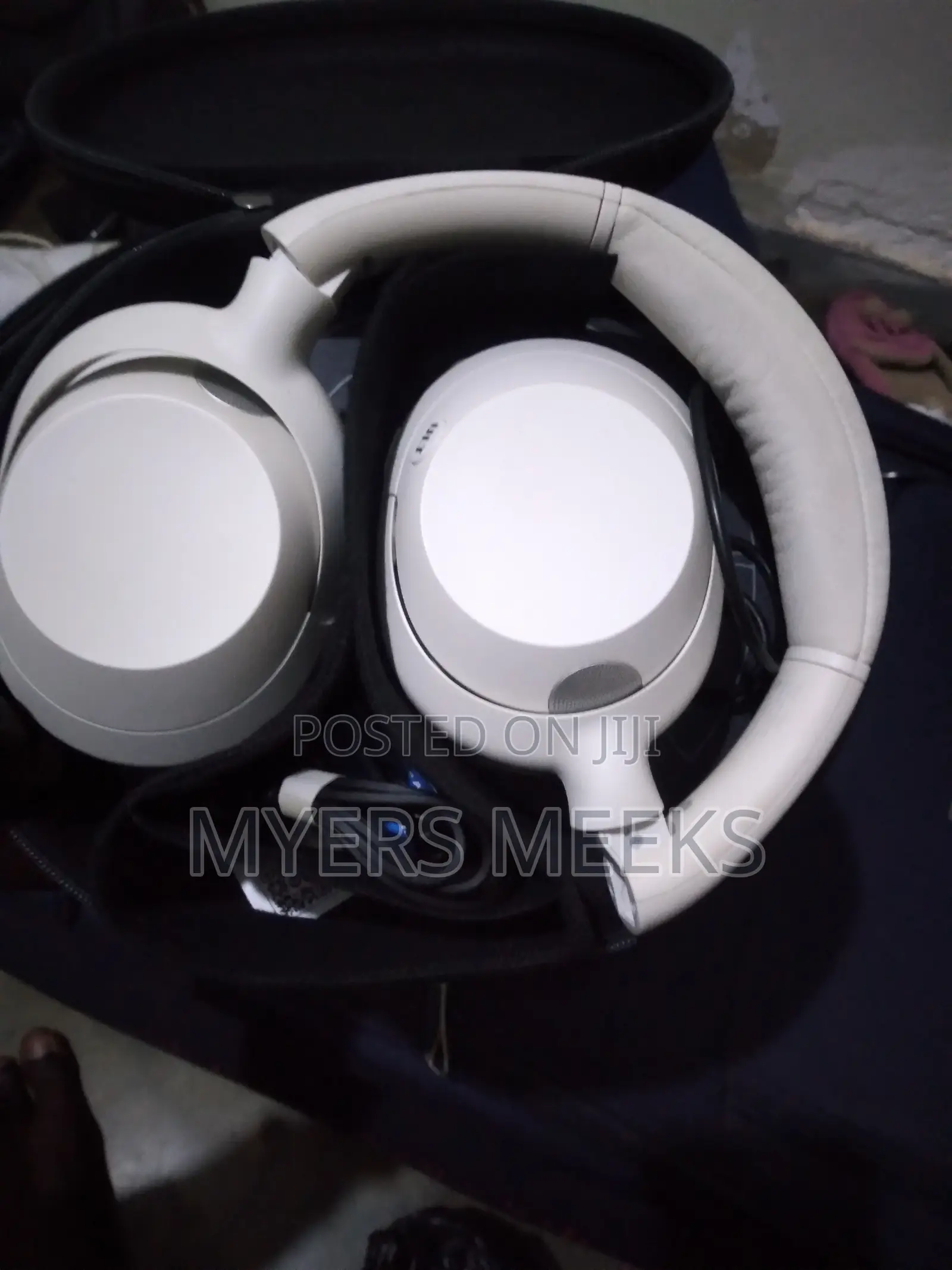 Sony Headphones ULT