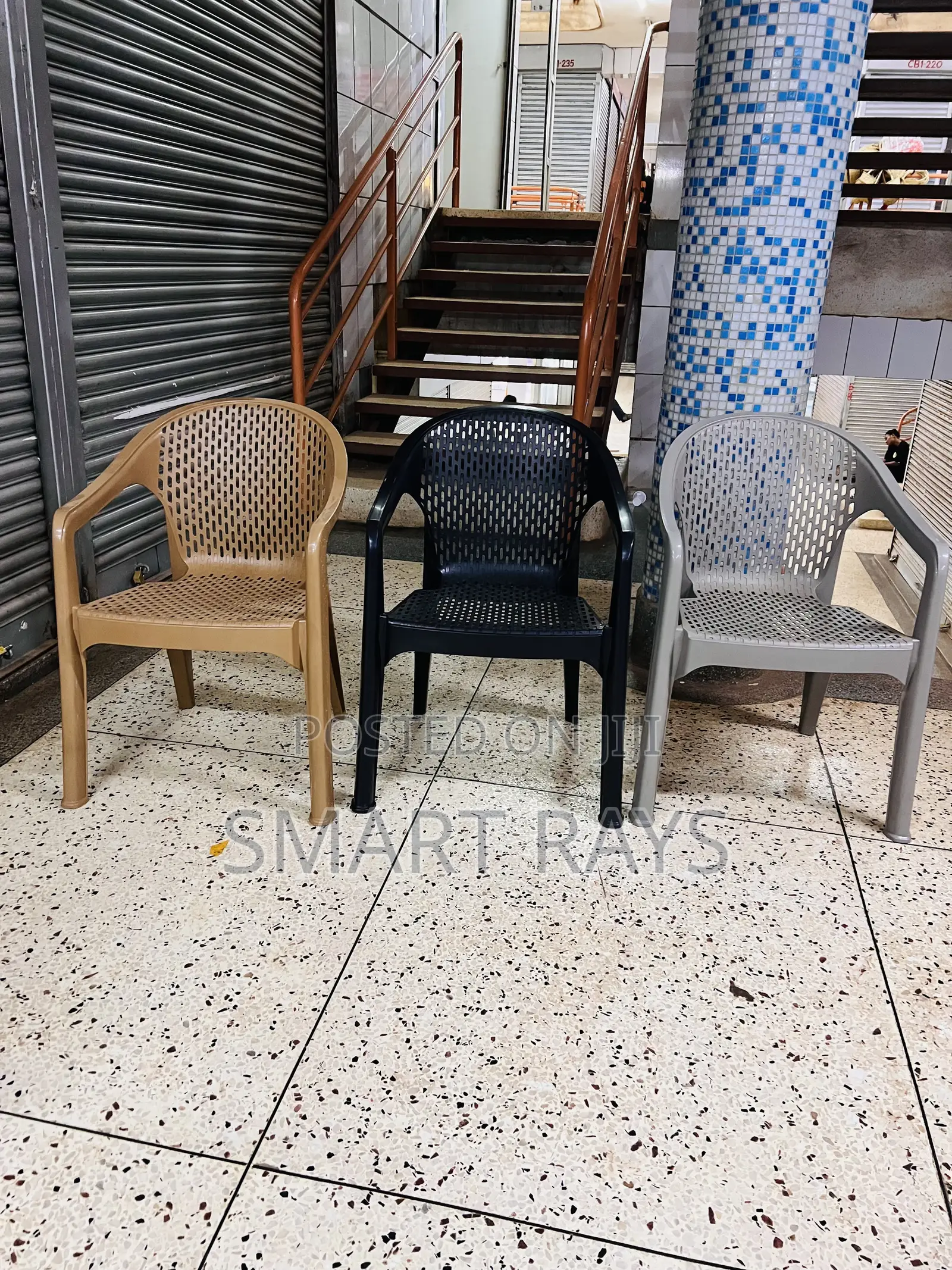 Standardised Indoor Outdoor Plastic Chairs