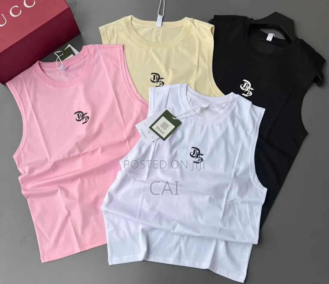 Graphic Print Sleeveless T-Shirts