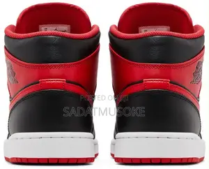 Air Jordan 1 Mid 'Alternate Bred'
