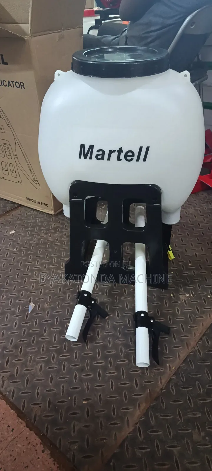 Fertilizer Applicator