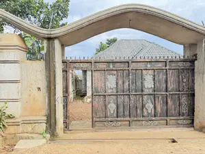 3bdrm Bungalow in Buloba, Central Division for sale