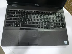 Laptop Dell Precision 3541 16GB Intel Core i5 SSD 256GB