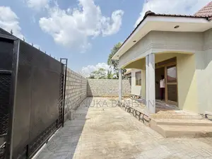 3bdrm Bungalow in Buloba, Central Division for sale