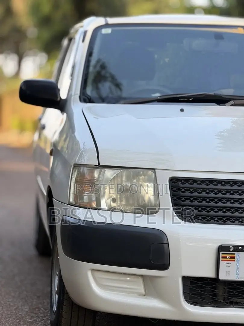Toyota Probox 1.5 F 4WD 2015 White