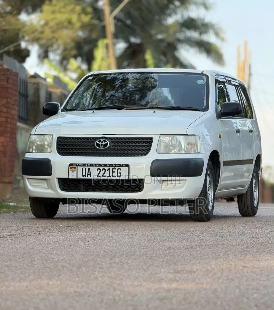 Toyota Probox 1.5 F 4WD 2015 White