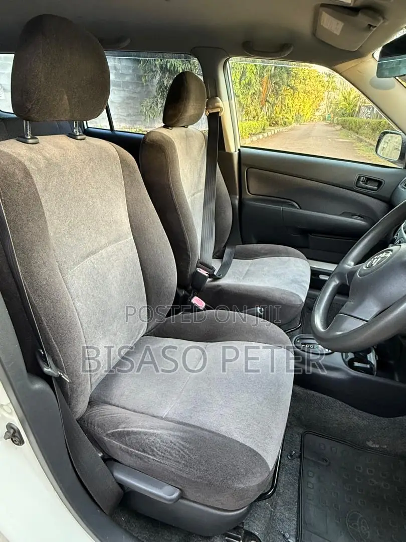 Toyota Probox 1.5 F 4WD 2015 White