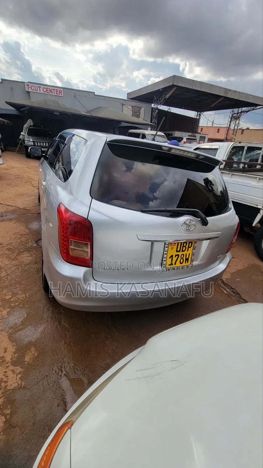 Toyota Corolla Fielder 1.5 Petrol AWD 2009 Silver