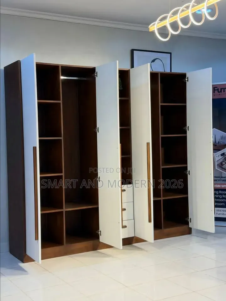 Willy Plus 4 Door/ Wardrobe/ WLT
WhiteWardrobe /Television Wardrobe/