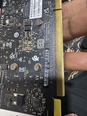 Nvidia Quadro T1000