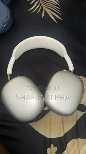 Apple AirPods Max (USB-C) – Starlight / Gold