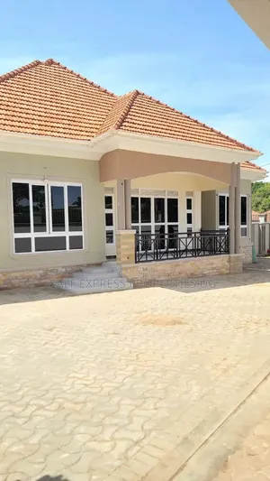 4bdrm Bungalow in Buziga, Central Division for rent