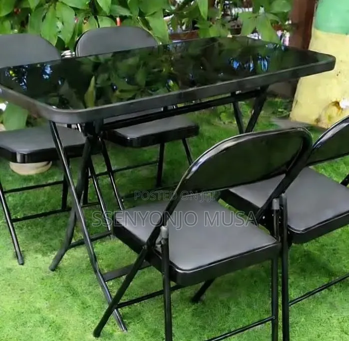 Modern Rectangular Outdoor Dining Set – Glass Table With 6 Chairs.