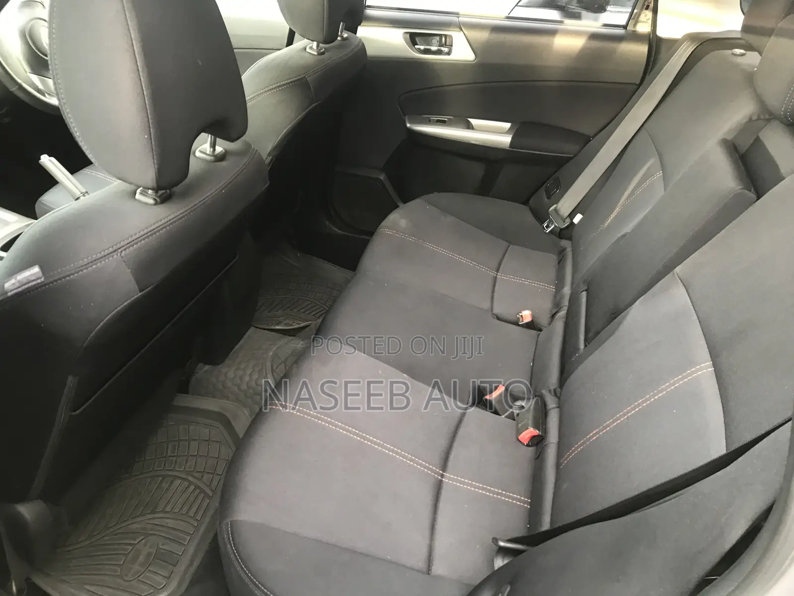 Subaru Forester 2011 Silver