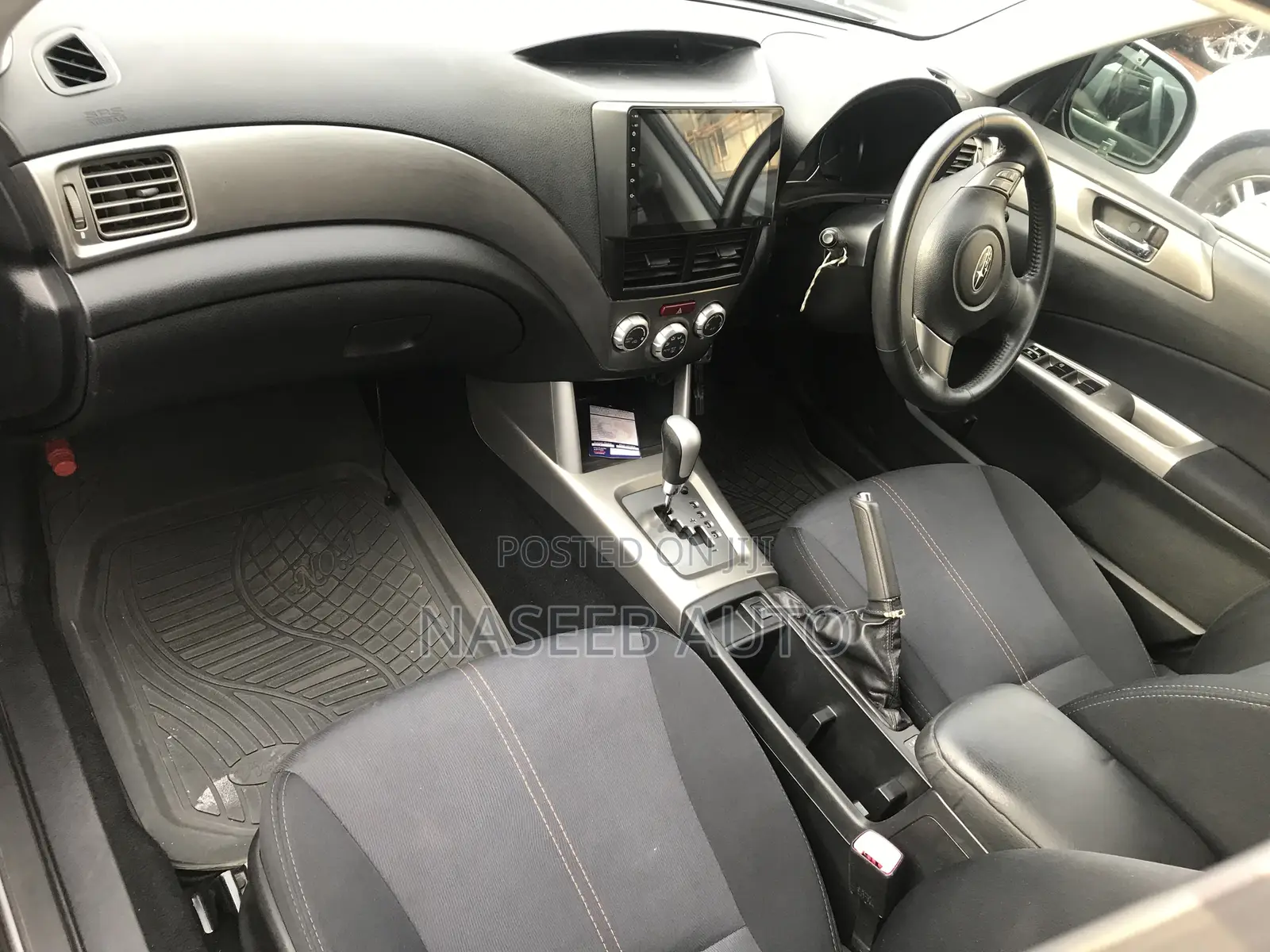 Subaru Forester 2011 Silver