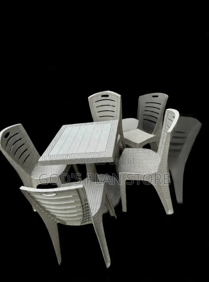 Beautiful Plastic Chairs and Table Beautiful Plastic Chairs and Table