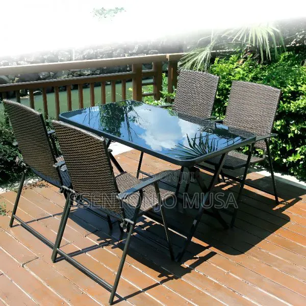 Modern Rectangular Outdoor Dining Set – Glass Table With 6 Chairs.
