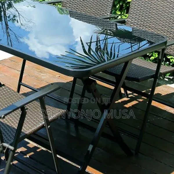 Modern Rectangular Outdoor Dining Set – Glass Table With 6 Chairs.