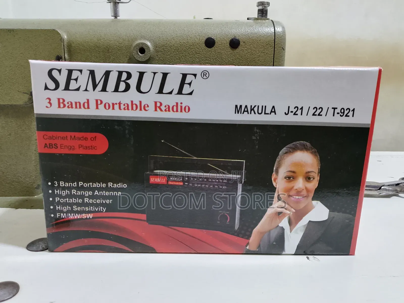 Sembule Makula J-21 Black Portable 3-Band Radio.