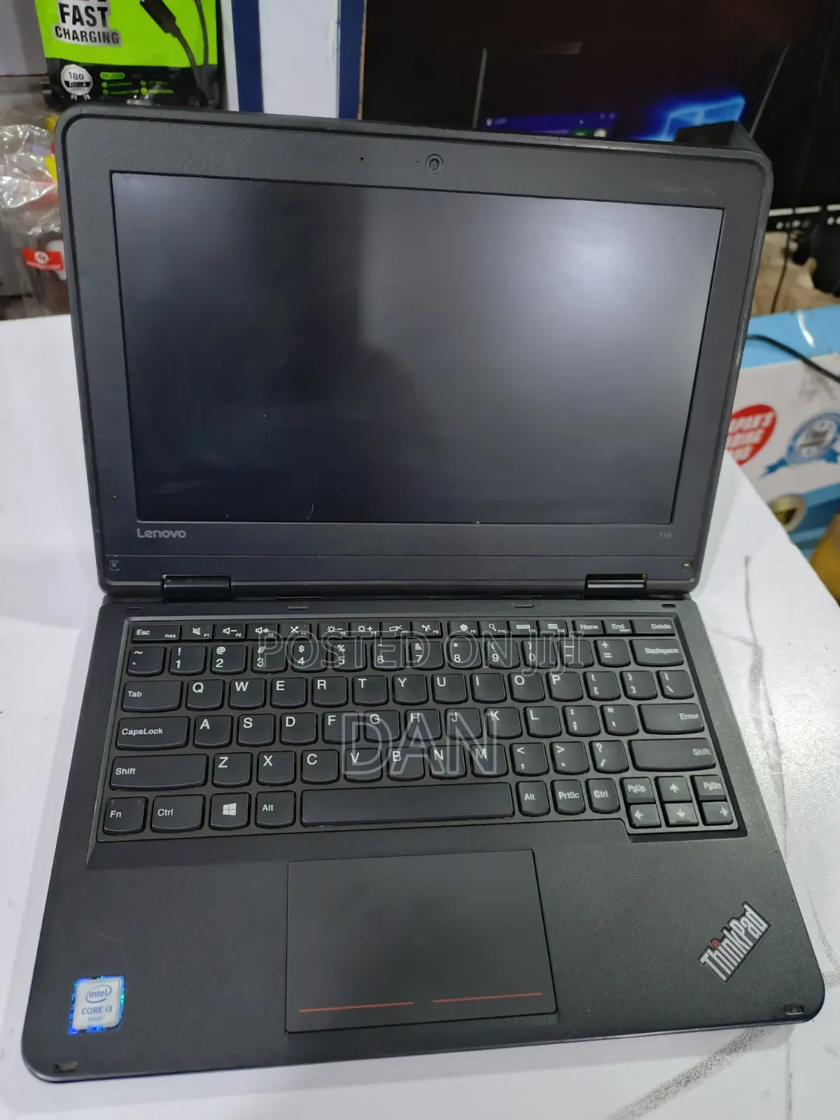 Laptop Lenovo ThinkPad 11e 4GB Intel Core i3 SSD 128GB