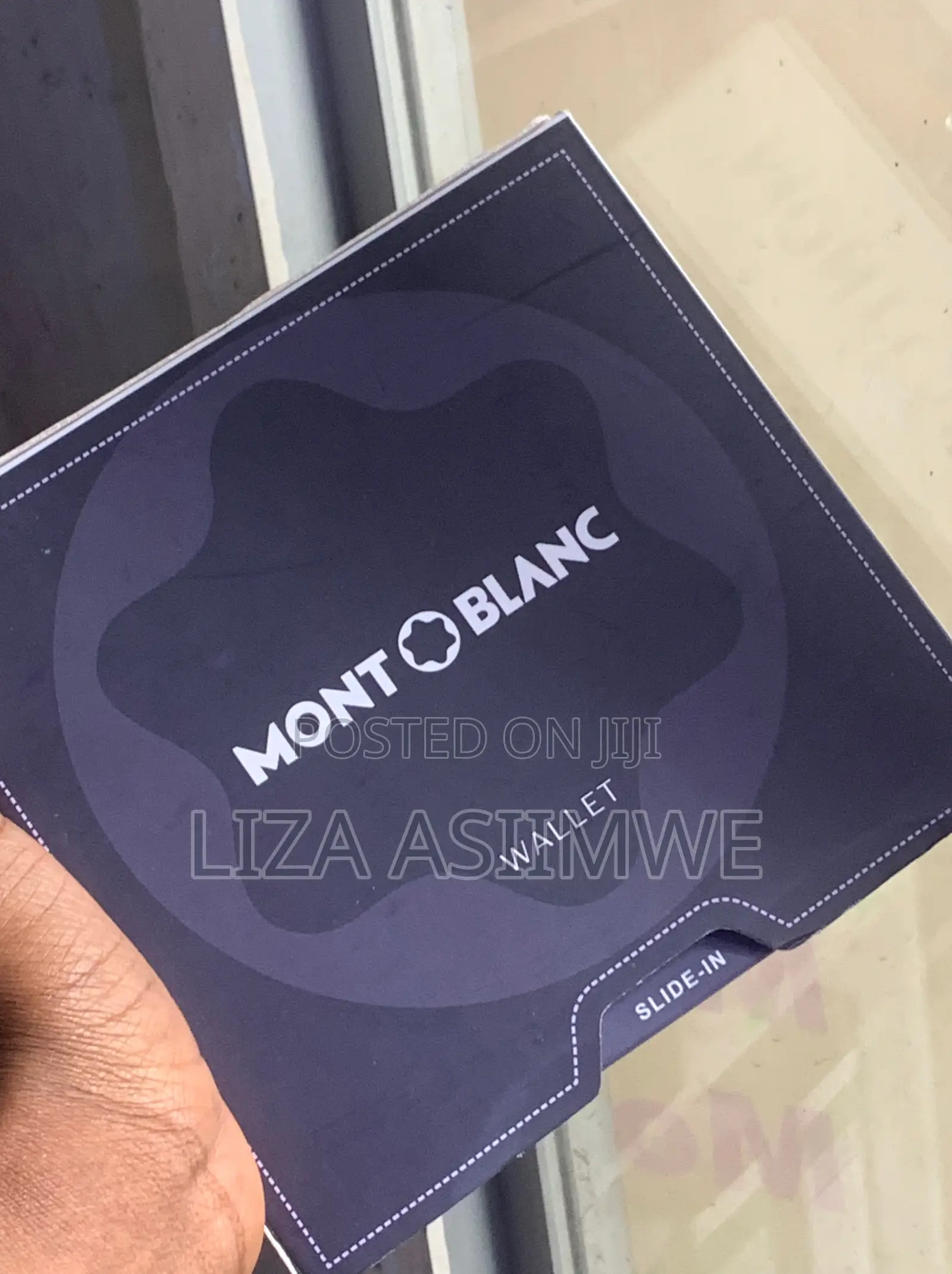 Brown Leather Mont Blanc Men's Bifold Wallet Presented in a Gift Box.
