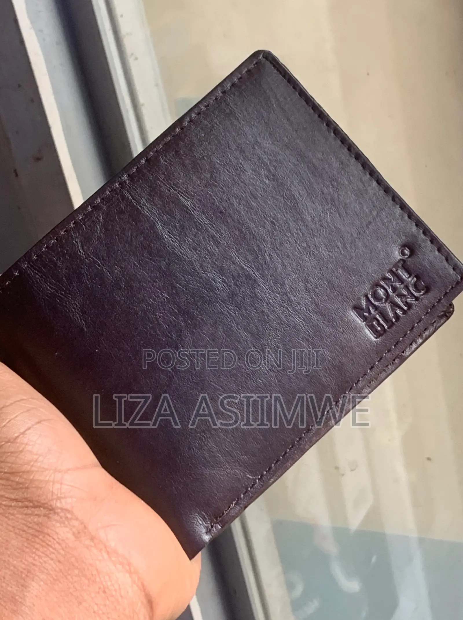 Brown Leather Mont Blanc Men's Bifold Wallet Presented in a Gift Box.