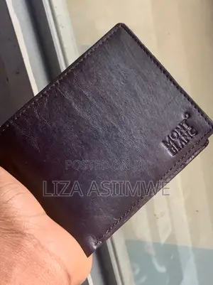 Brown Leather Mont Blanc Men's Bifold Wallet Presented in a Gift Box.
