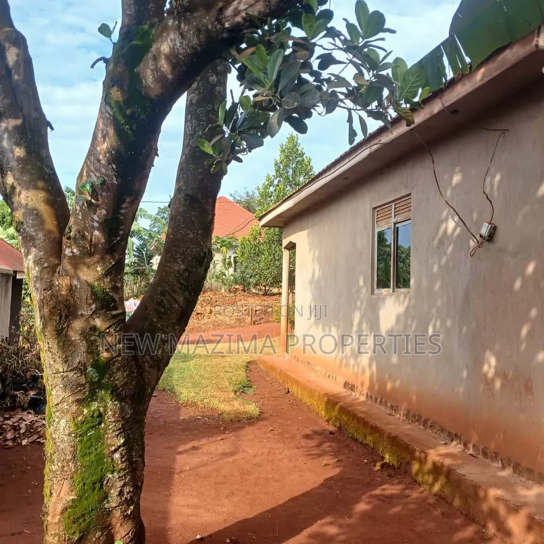 2bdrm House in Budo Town, Central Division for sale