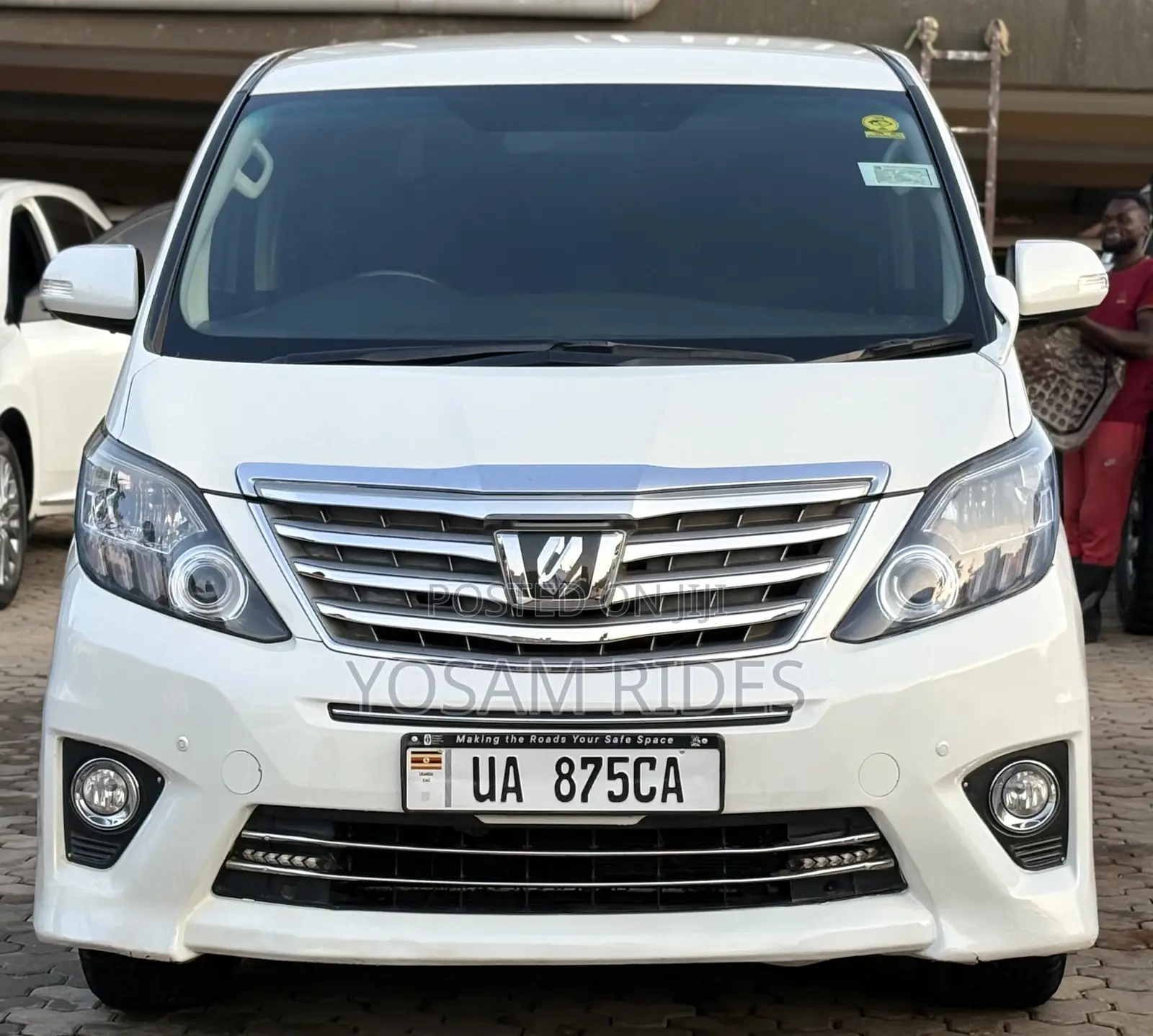 Toyota Alphard 2.4 Petrol FWD 2012 White