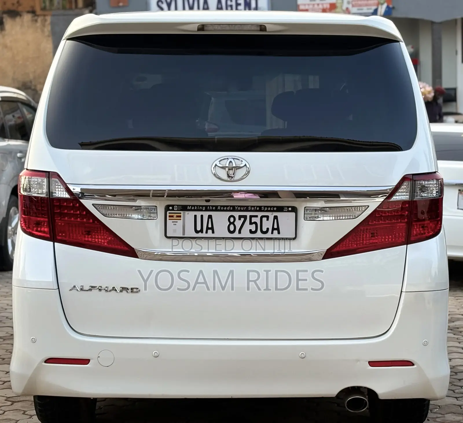 Toyota Alphard 2.4 Petrol FWD 2012 White