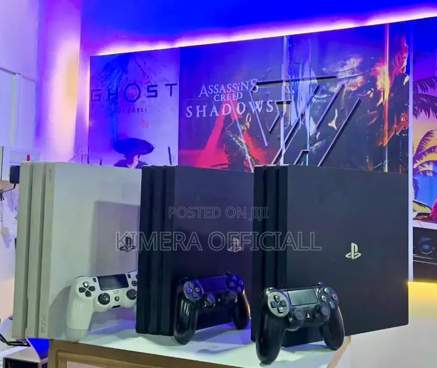 PS4 Pro With 12 Games, 2pads. A True Legend’s Holy Grail.