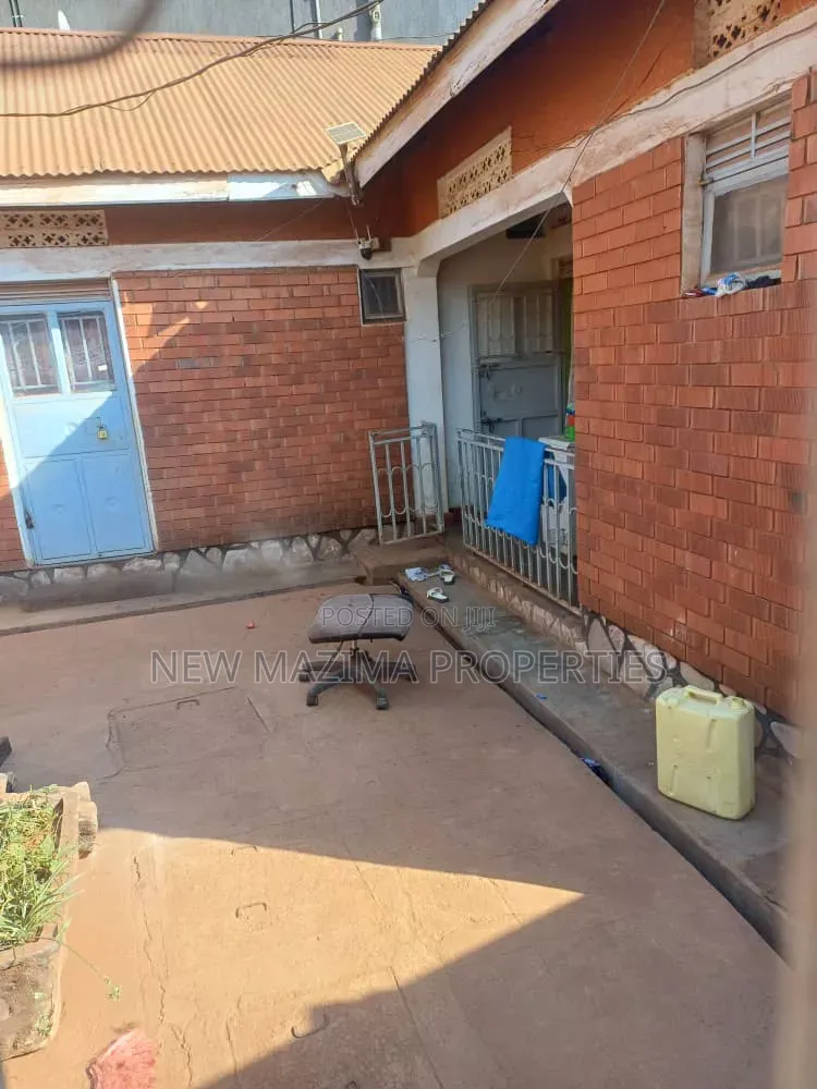 2bdrm House in Makindye Heights, Central Division for sale