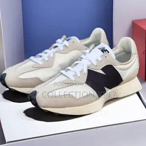 New Balance 327 Moonbeam Black Casual Sneakers