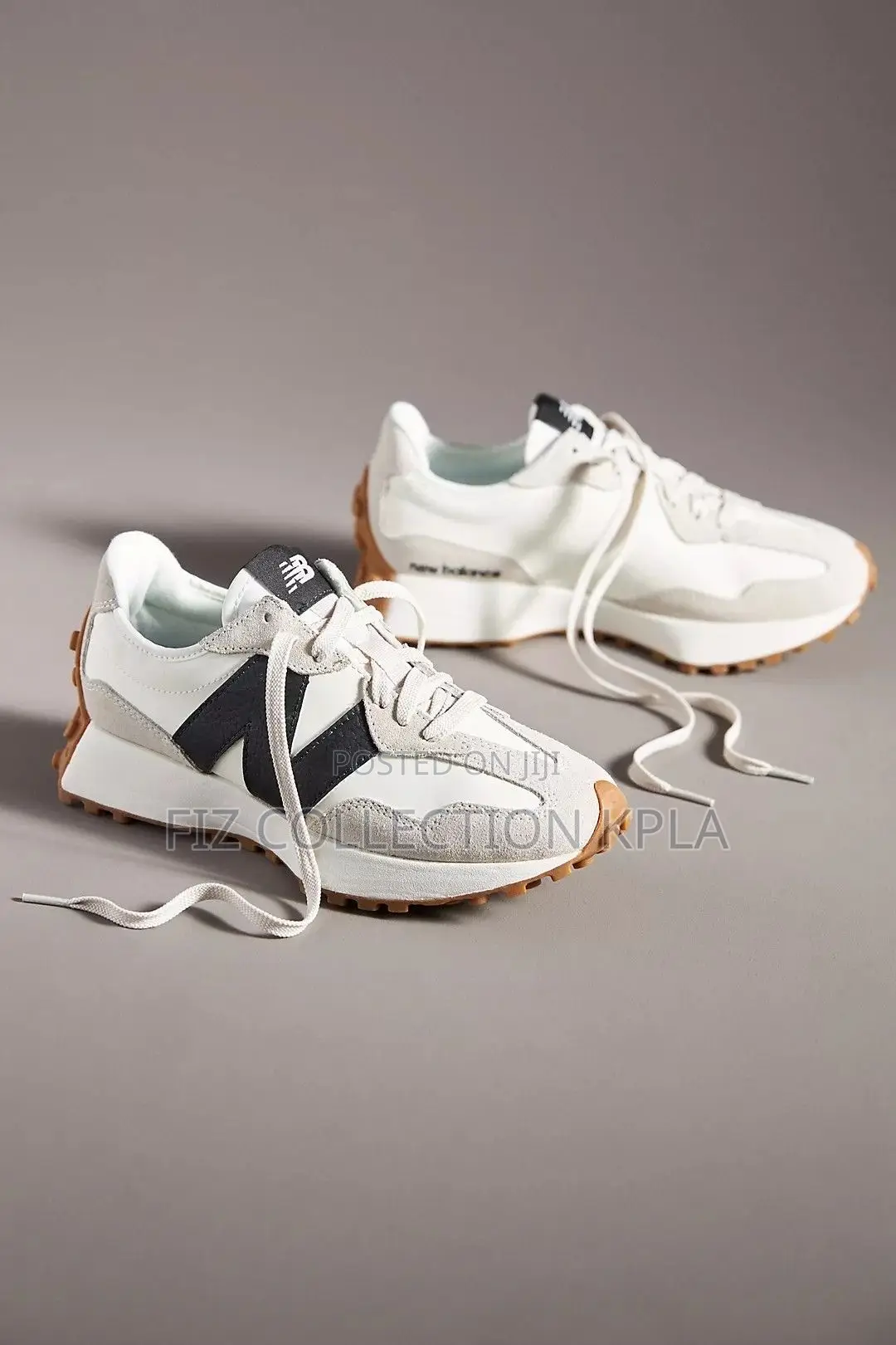 New Balance 327 Moonbeam Black Casual Sneakers
