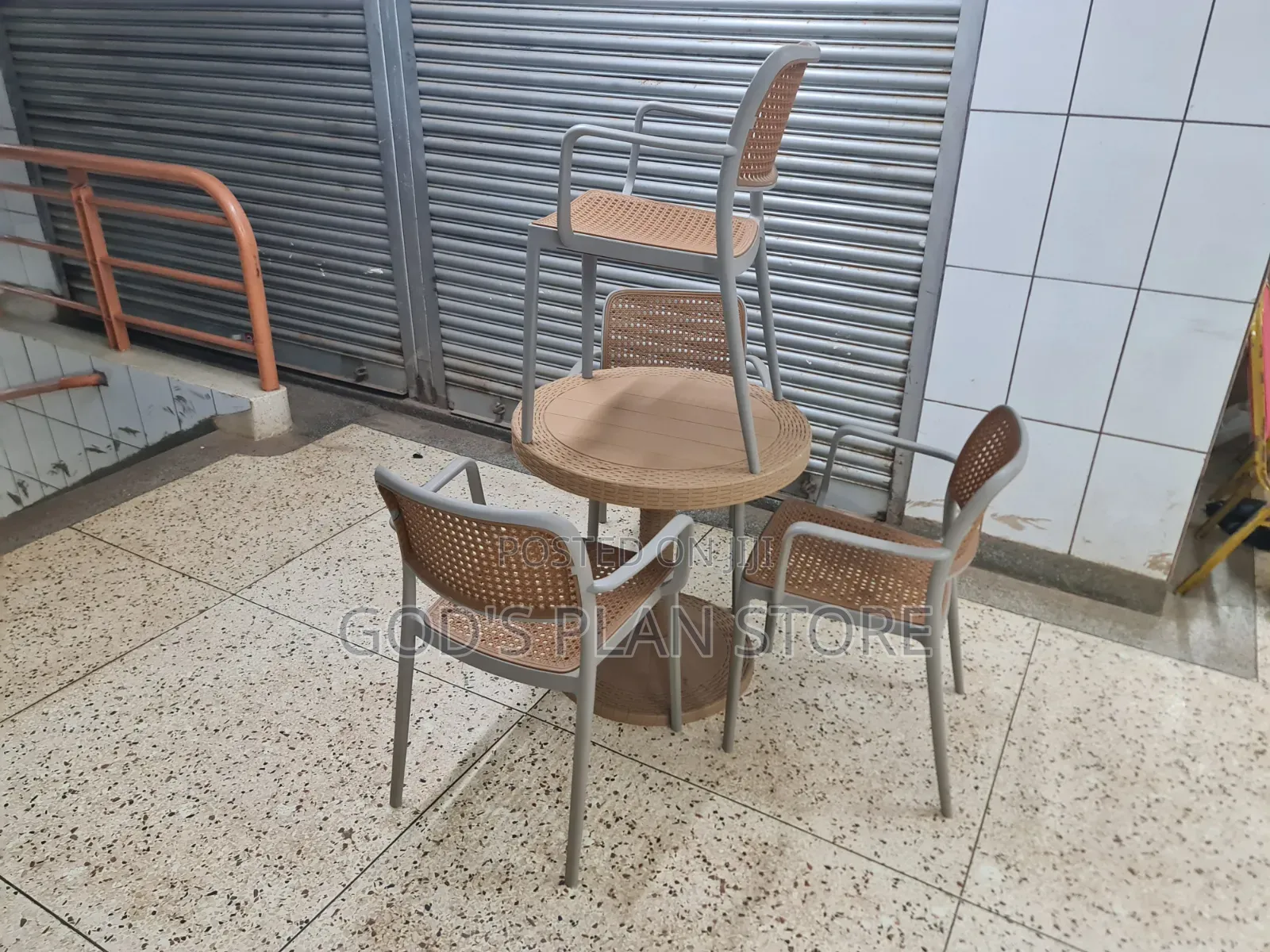 Pecan Plastic Dining Table and Chairs Plastic Table and Chairs 4people