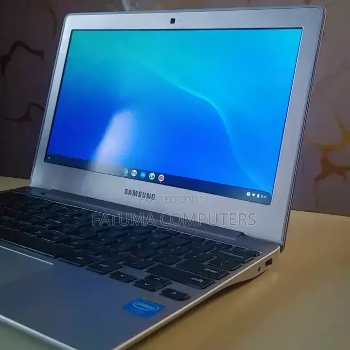 Laptop Samsung Galaxy Book 2 2GB HDD+SSD 16 GB