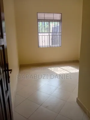 Furnished 3bdrm Bungalow in Makadwa, Ssisa for rent