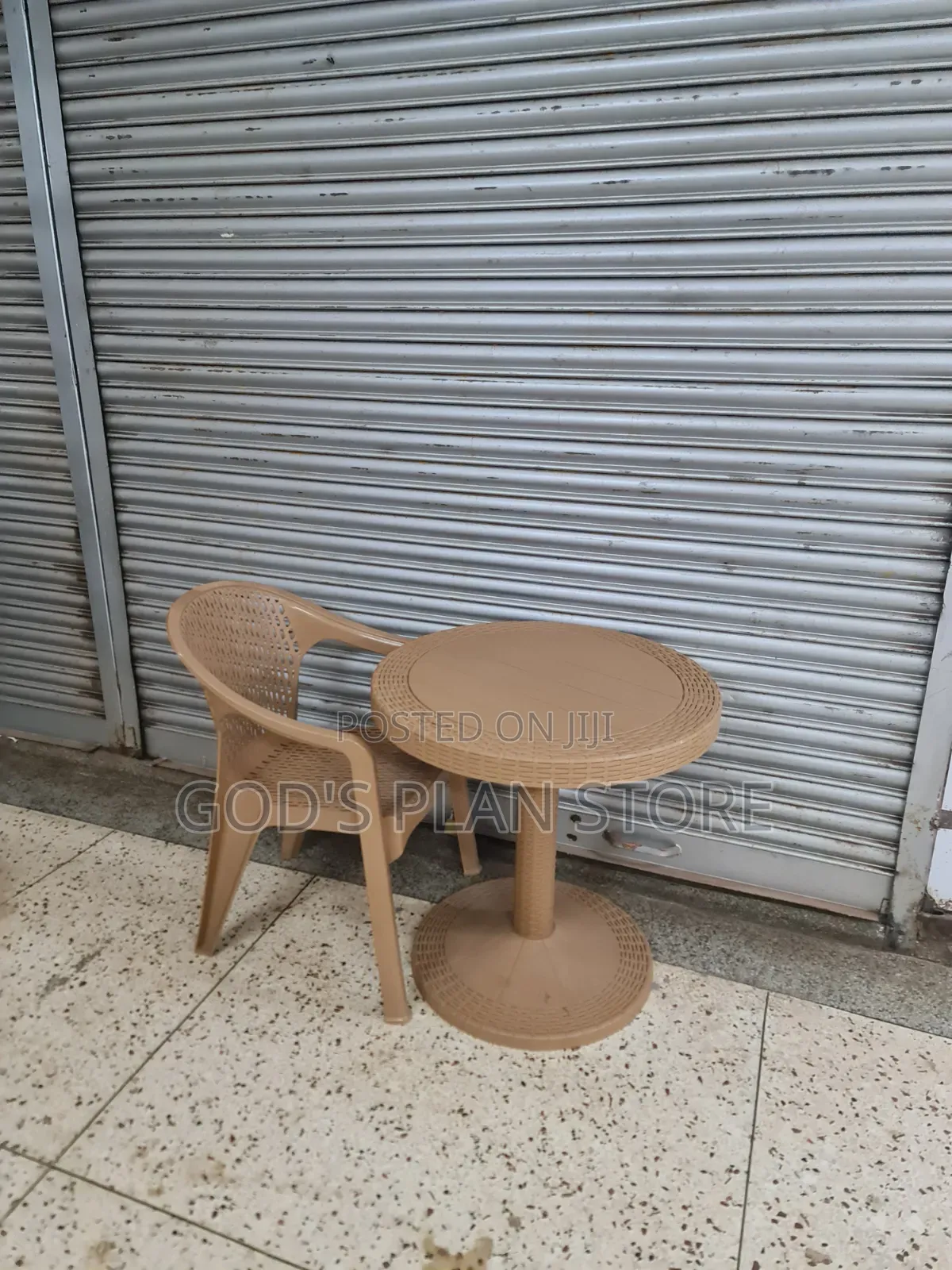 Vegas Plastic Table and Chair Set Brown