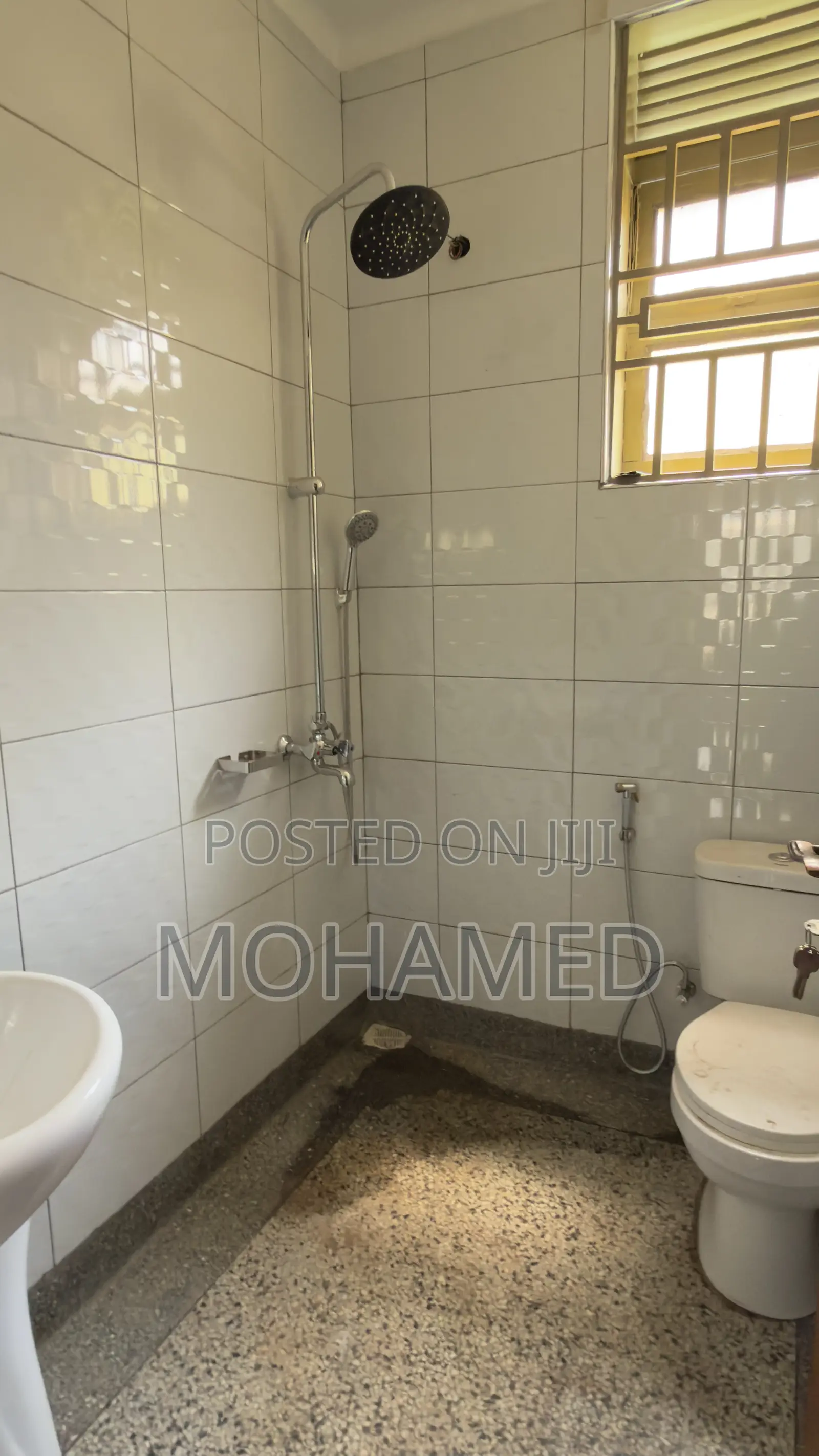 2bdrm Block of Flats in Jomayi, Central Division for rent