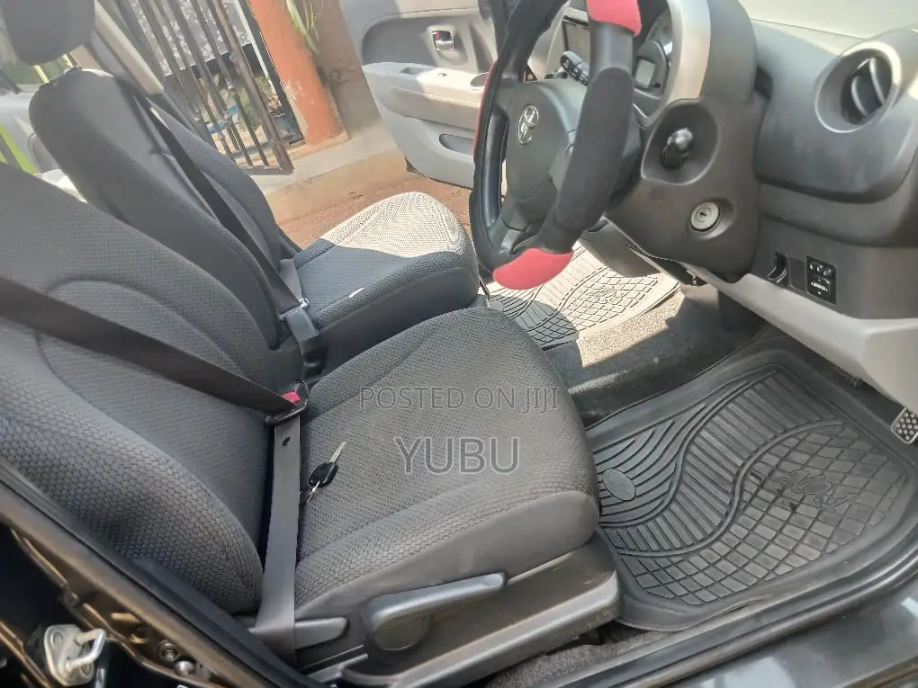 Toyota Passo 1.0 FWD 2007 Black