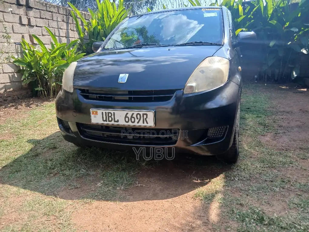 Toyota Passo 1.0 FWD 2007 Black