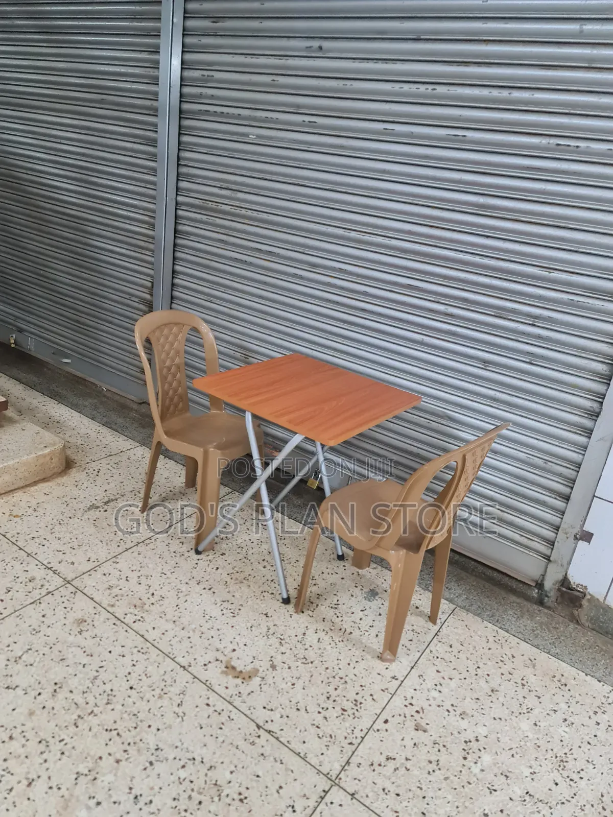 2pcs Modern Stylish Plastic Chairs and Table Set