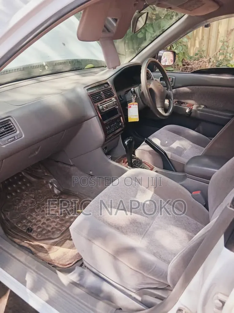 Toyota Premio 2001 White