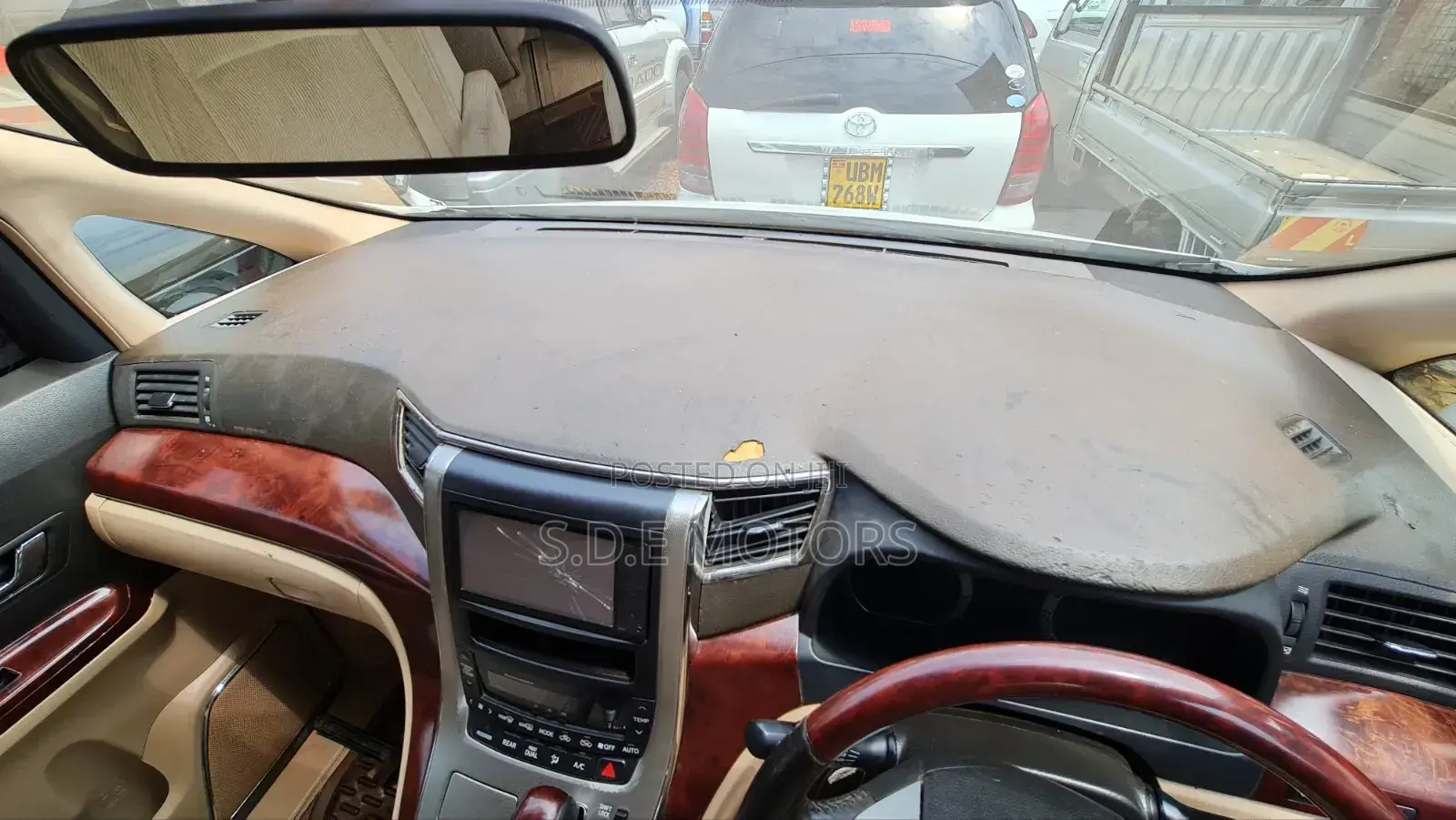Toyota Alphard 2.4 Petrol FWD 2008 White