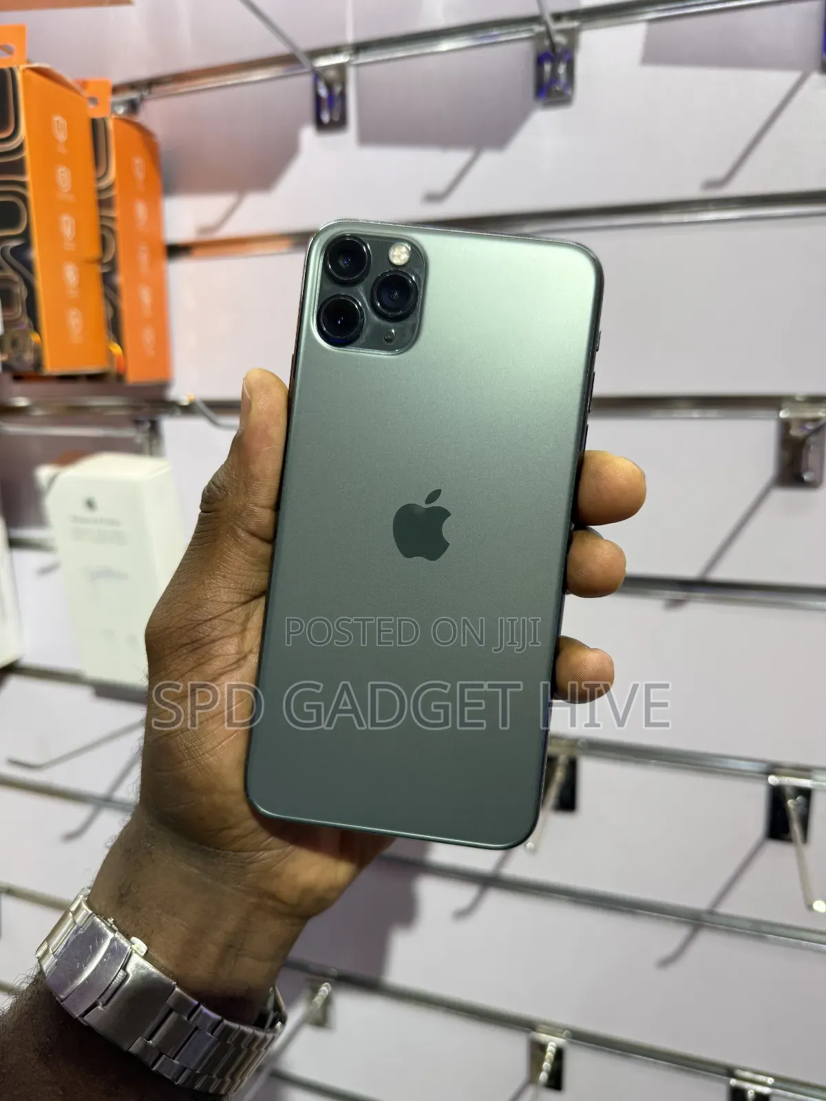 Apple iPhone 11 Pro Max 64 GB Green