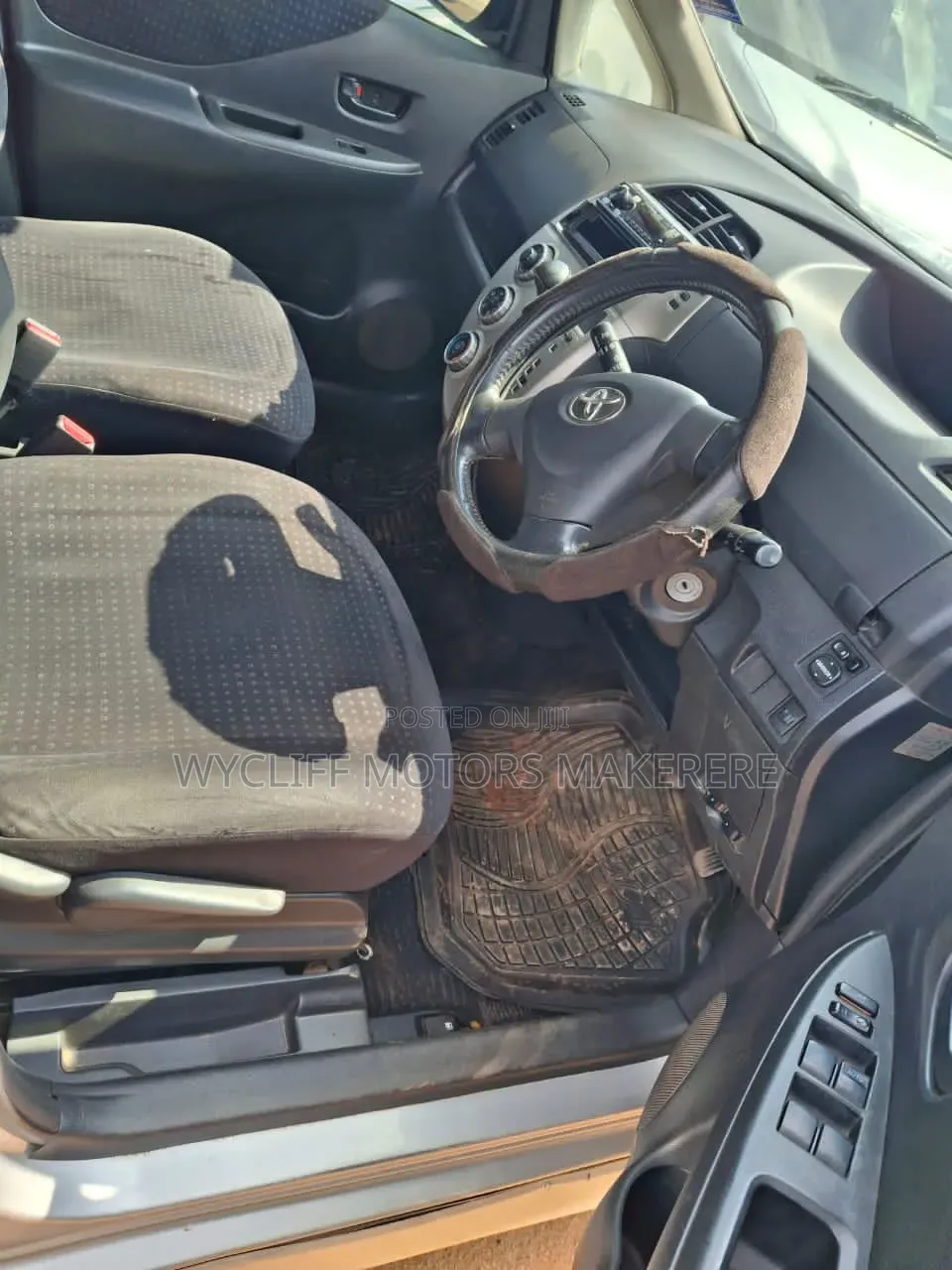 Toyota HiAce 2007 Silver