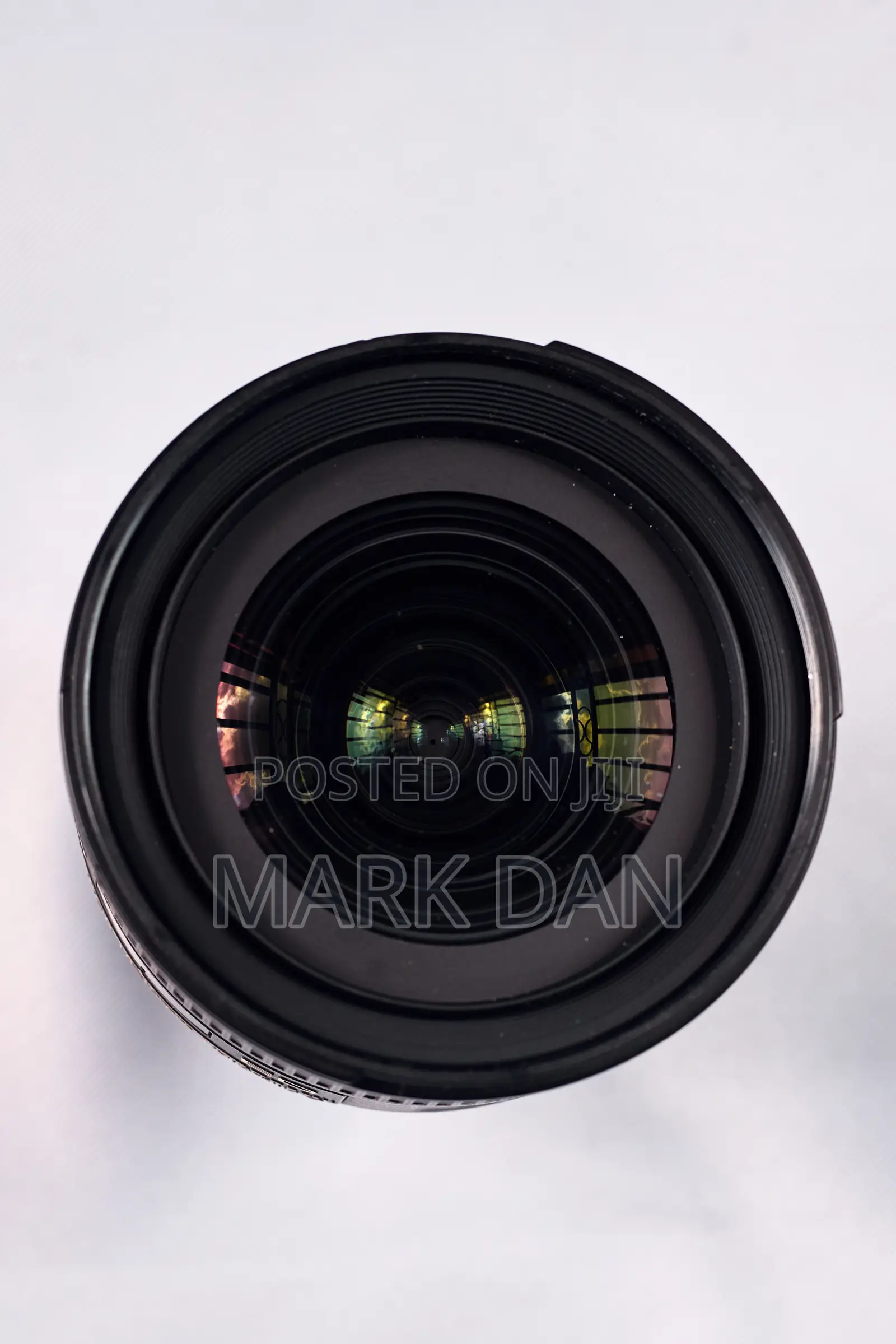 Nikon AF-S 18-35mm Wide Lense
