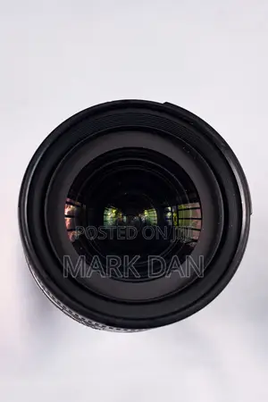 Nikon AF-S 18-35mm Wide Lense
